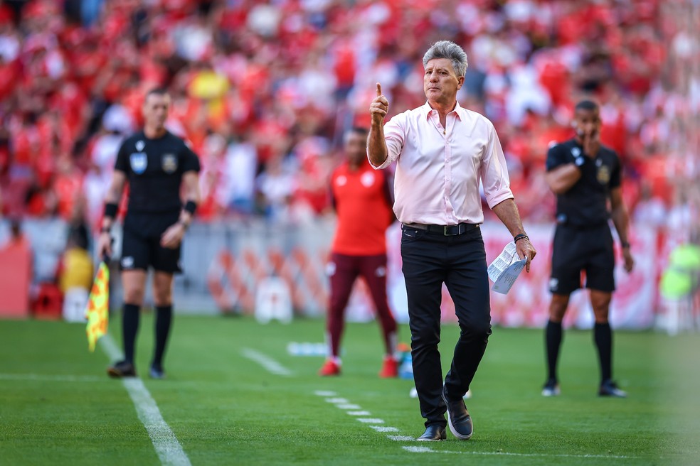 Renato na derrota do Grêmio no Gre-Nal — Foto: Lucas Uebel/Grêmio