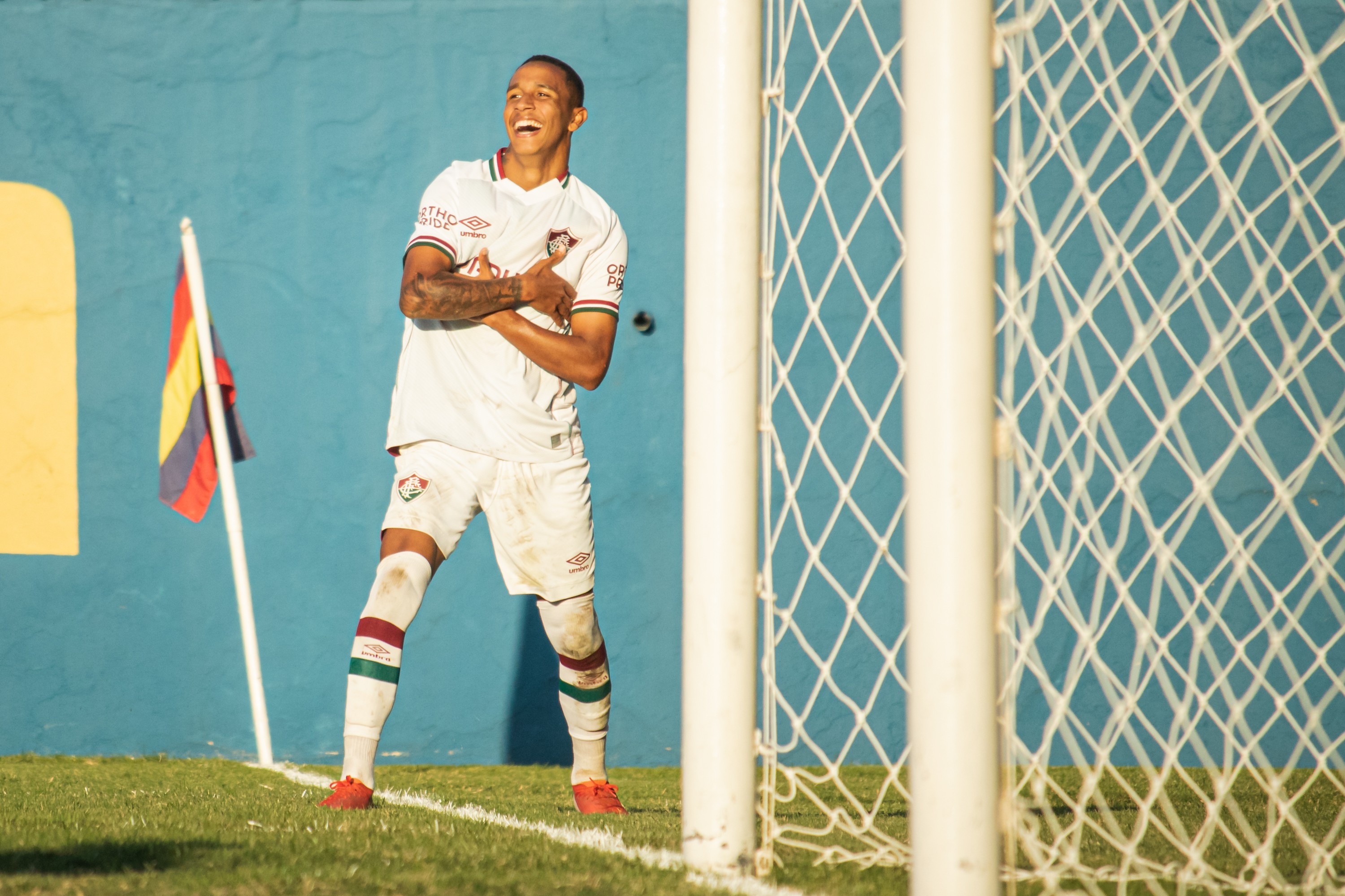 Fluminense empata com o Madureira no jogo de ida da semifinal do ...