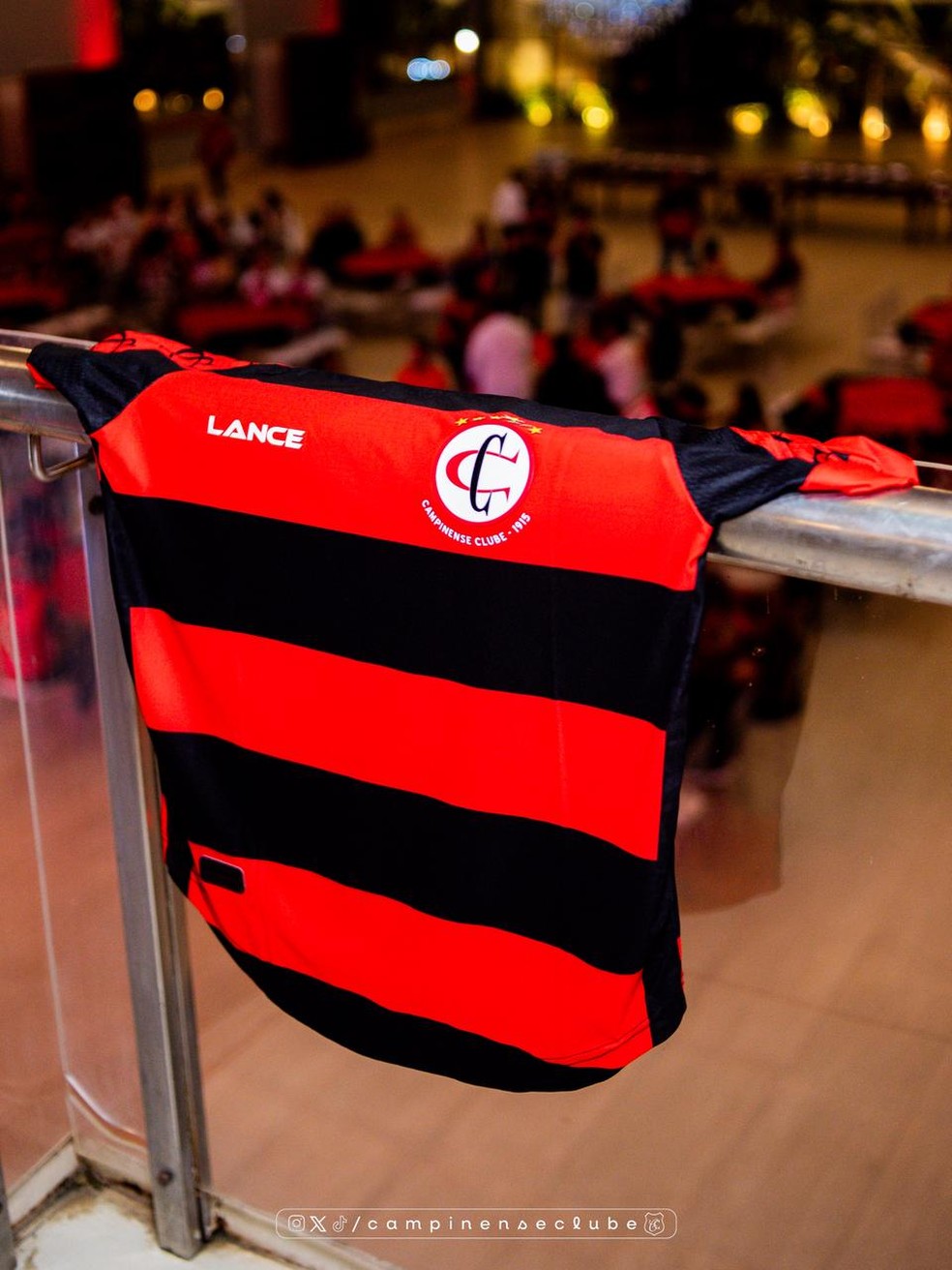 Novo uniforme do Campinense para 2026 — Foto: Estefinho Francelino / Campinense