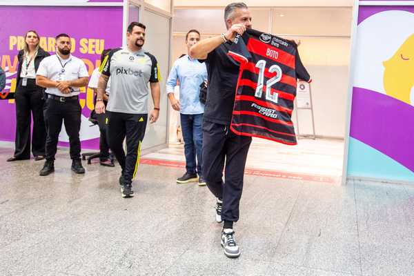 FLAMENGO APRESENTA NOVO DIRETOR DE FUTEBOL! José Boto chega com histórias inusitadas e apostas para 2025!