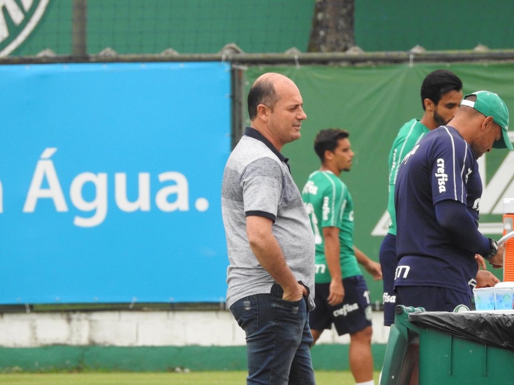 Após vídeo, Deyverson nega que canta “Palmeiras não tem Mundial”