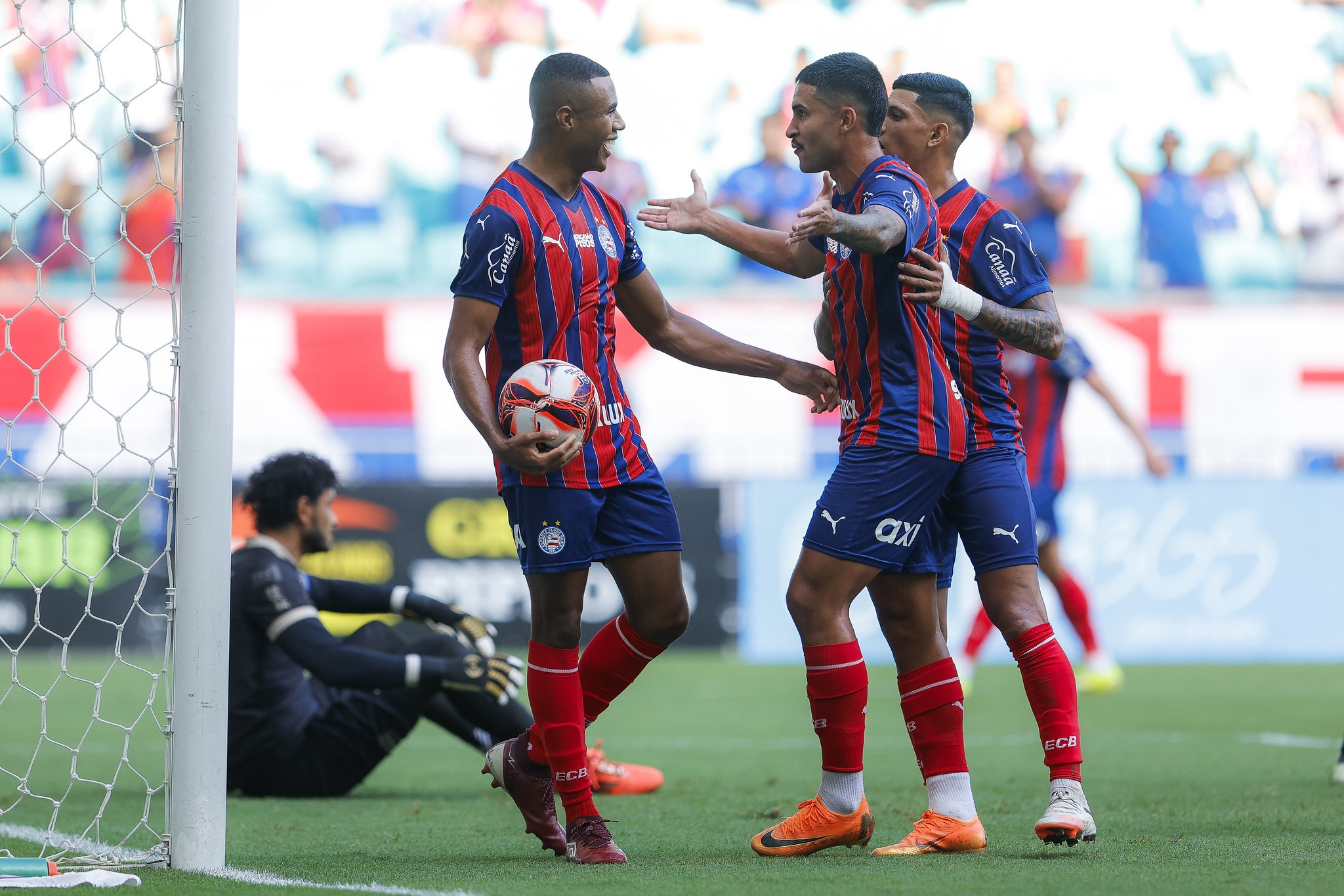 Bahia quebra recorde no Baianão e se prepara para fase decisiva