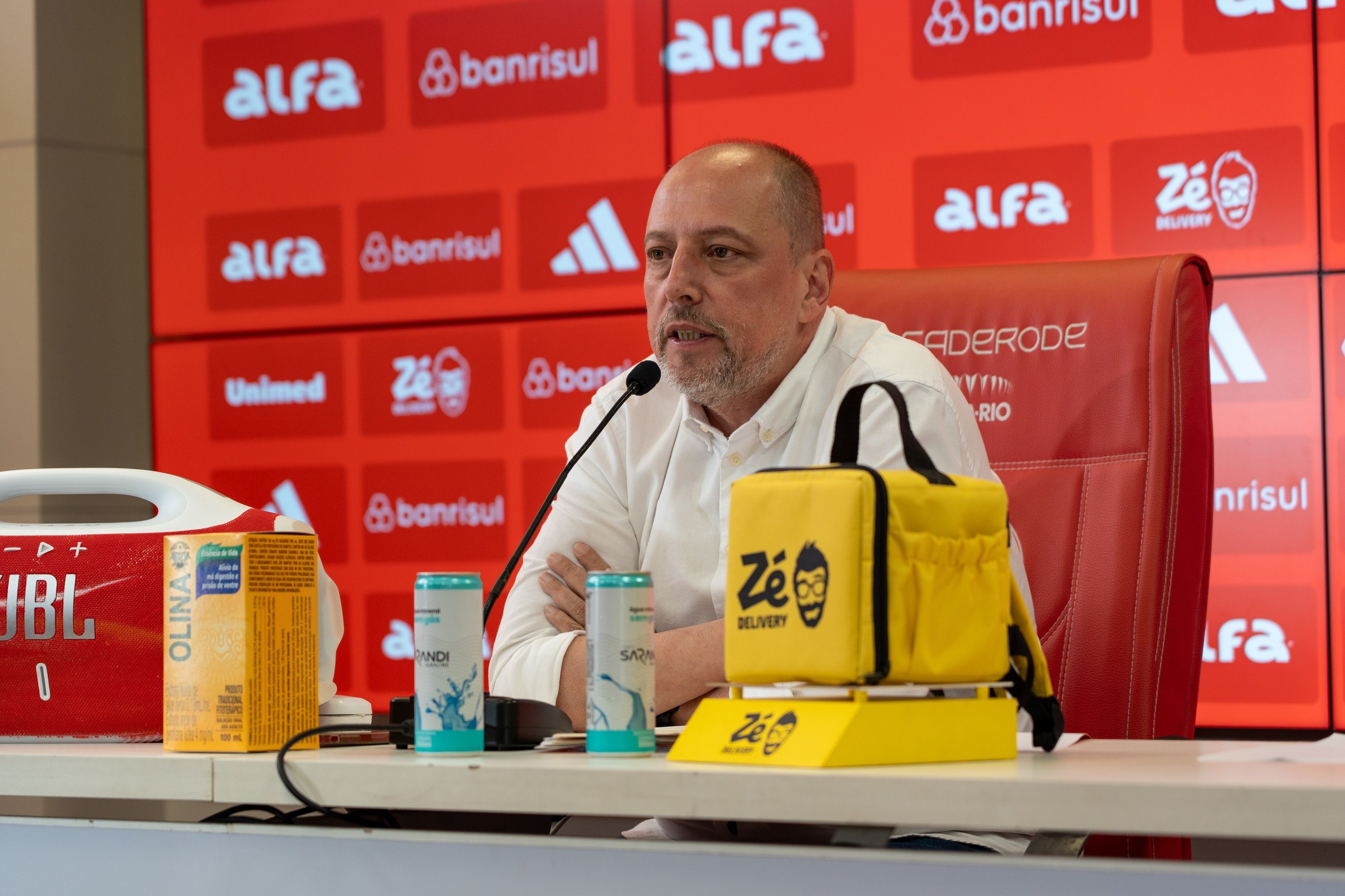 Inter tem salários em dia, mas atrasa direitos de imagem e acordo do ano passado; saiba mais