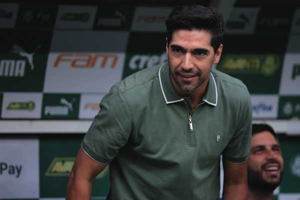 Abel Ferreira tem futuro incerto no Palmeiras: renovação ou despedida em 2025?