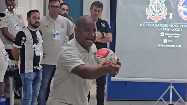 Corinthians levará ídolos ao vestiário antes de final da Copinha.
