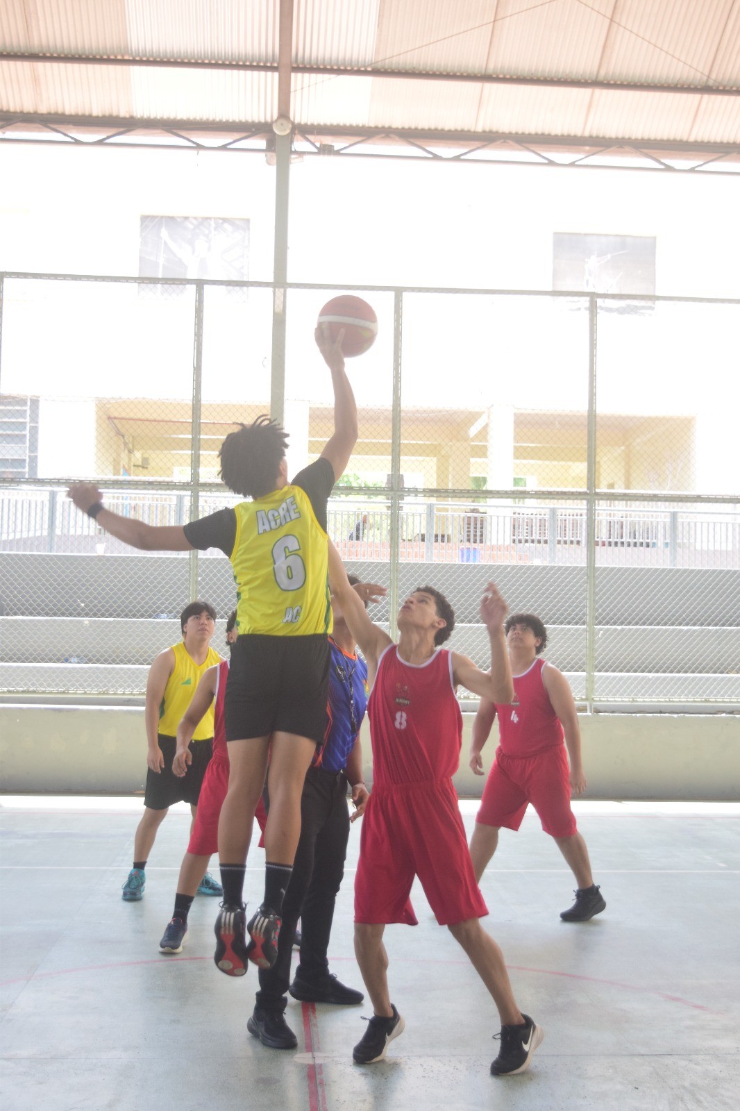 Partida de basquete entre AAB e Aquiry no CEBRB