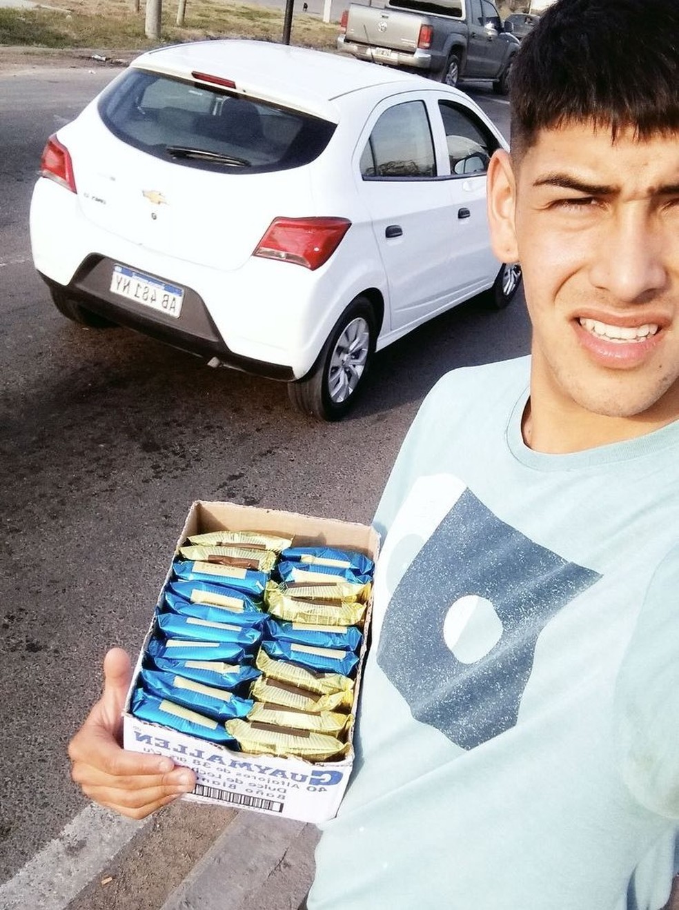 Lautaro Rivero vendia alfajores nas ruas de Buenos Aires um ano antes de ser campeão com o Central Córdoba — Foto: Reprodução/Instagram