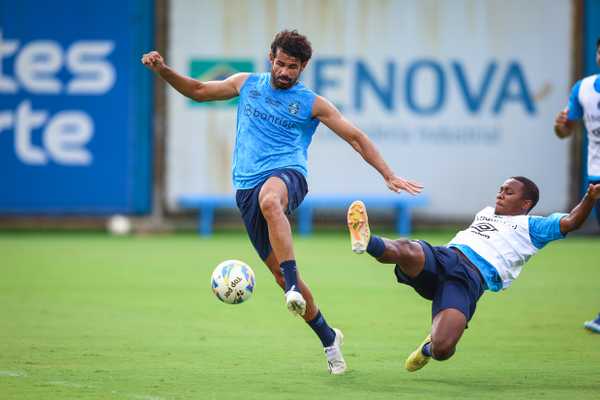 Diego Costa otimista após marcar em estreia pelo Grêmio: Primeiro de muitos