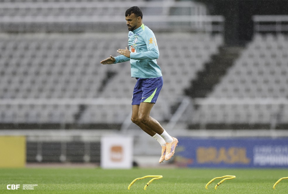 Fabrício Bruno na Seleção — Foto: Rafael Ribeiro/ CBF