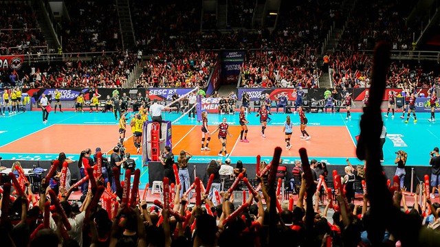 Público de nove mil torcedores no Maracanãzinho