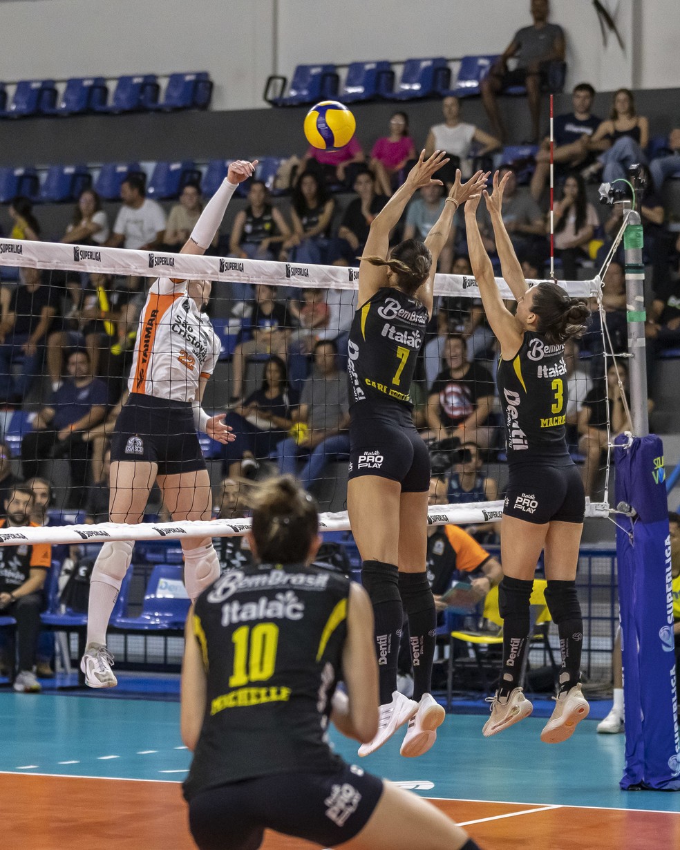 Praia Clube x Osasco vôlei superliga — Foto: Bruno Cunha/Praia Clube