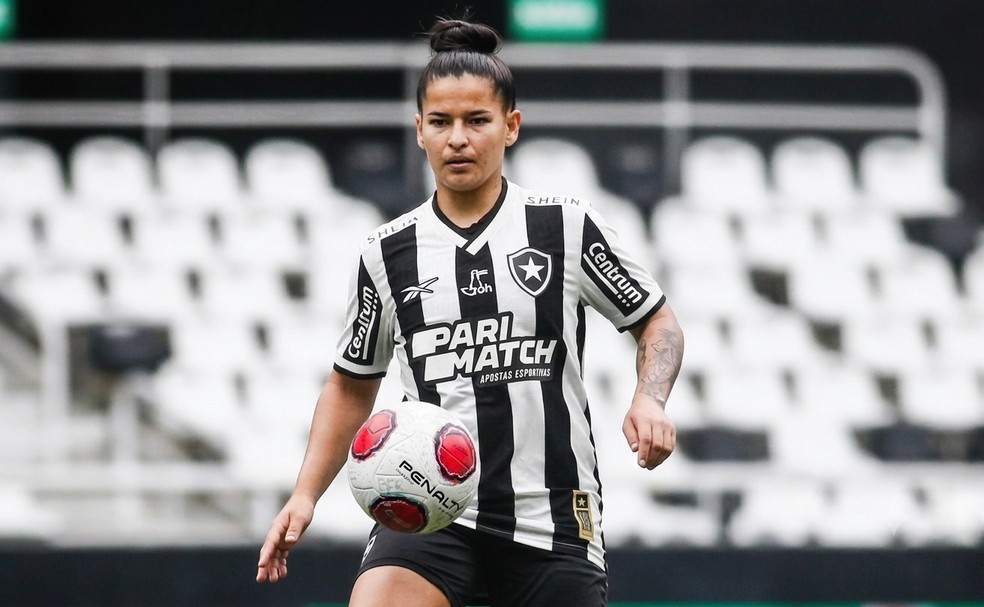 Vitorinha no 3B — volante ex-Botafogo