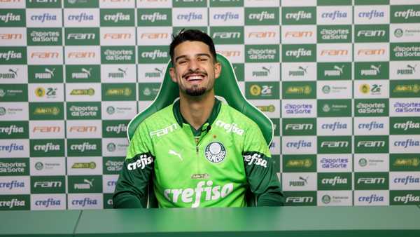 Entrada de Flaco López no Top 100 de artilheiros do Palmeiras é espetacular.