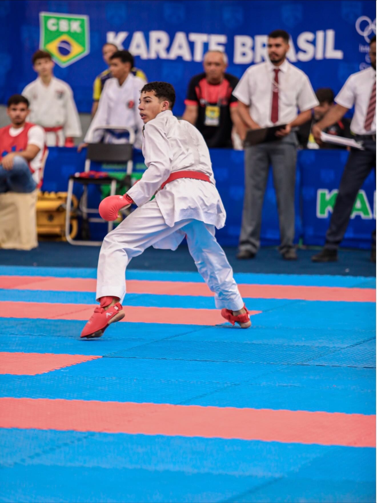 Praia Grande conquista 10 medalhas no Brasileiro de Karatê e avança à fase final
