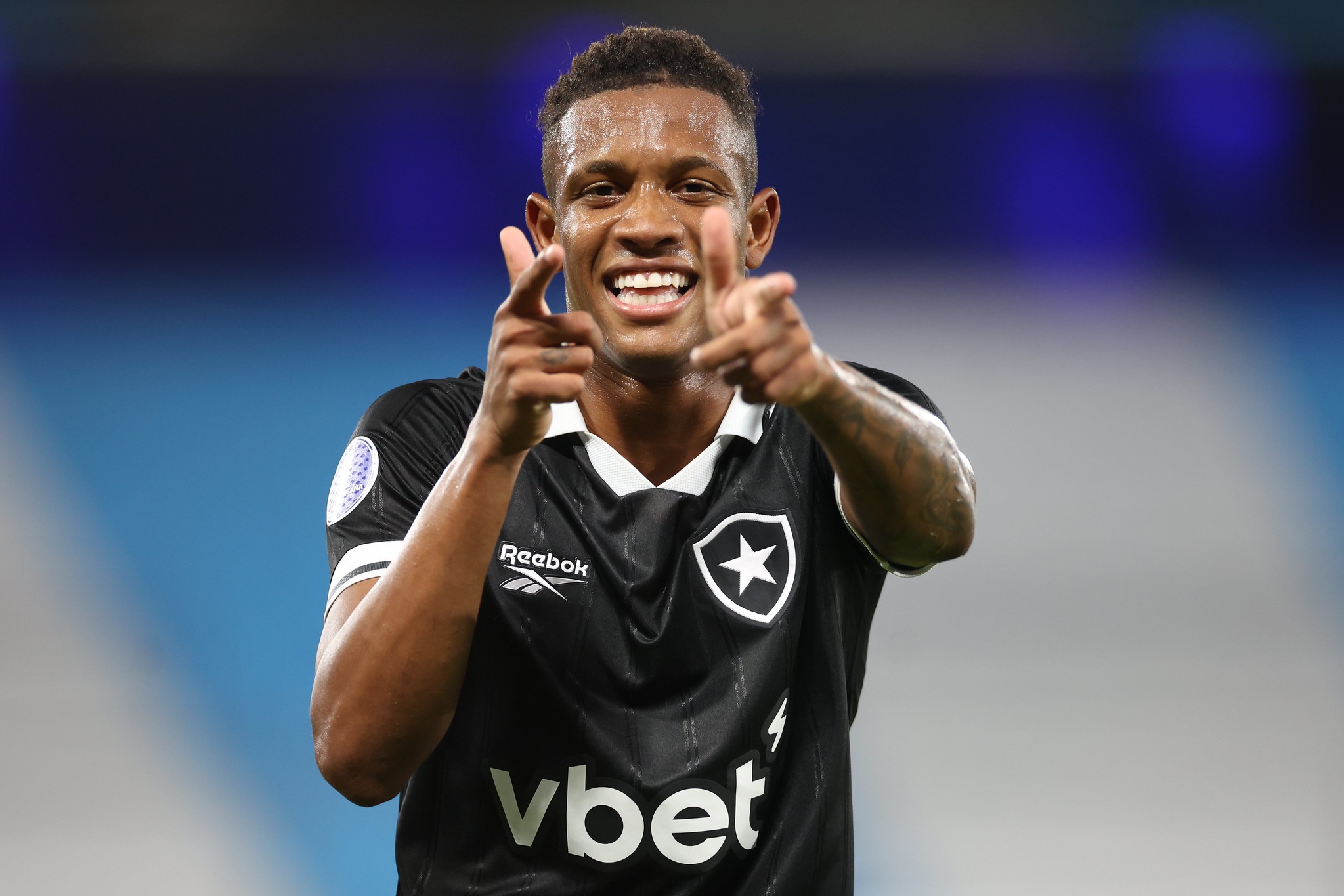 Com provável saída do Botafogo, Danilo quer voltar à Europa e trata Palmeiras como prioridade no Brasil | Ge
