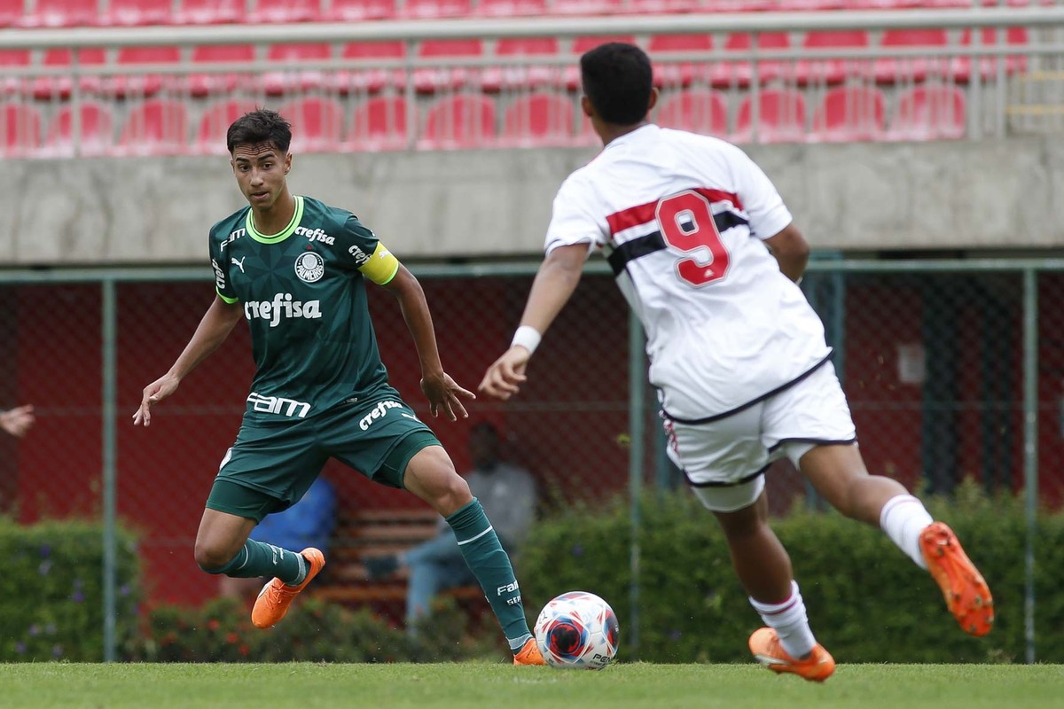 São Paulo e Palmeiras empatam jogo de ida da semifinal do Paulista Sub-17