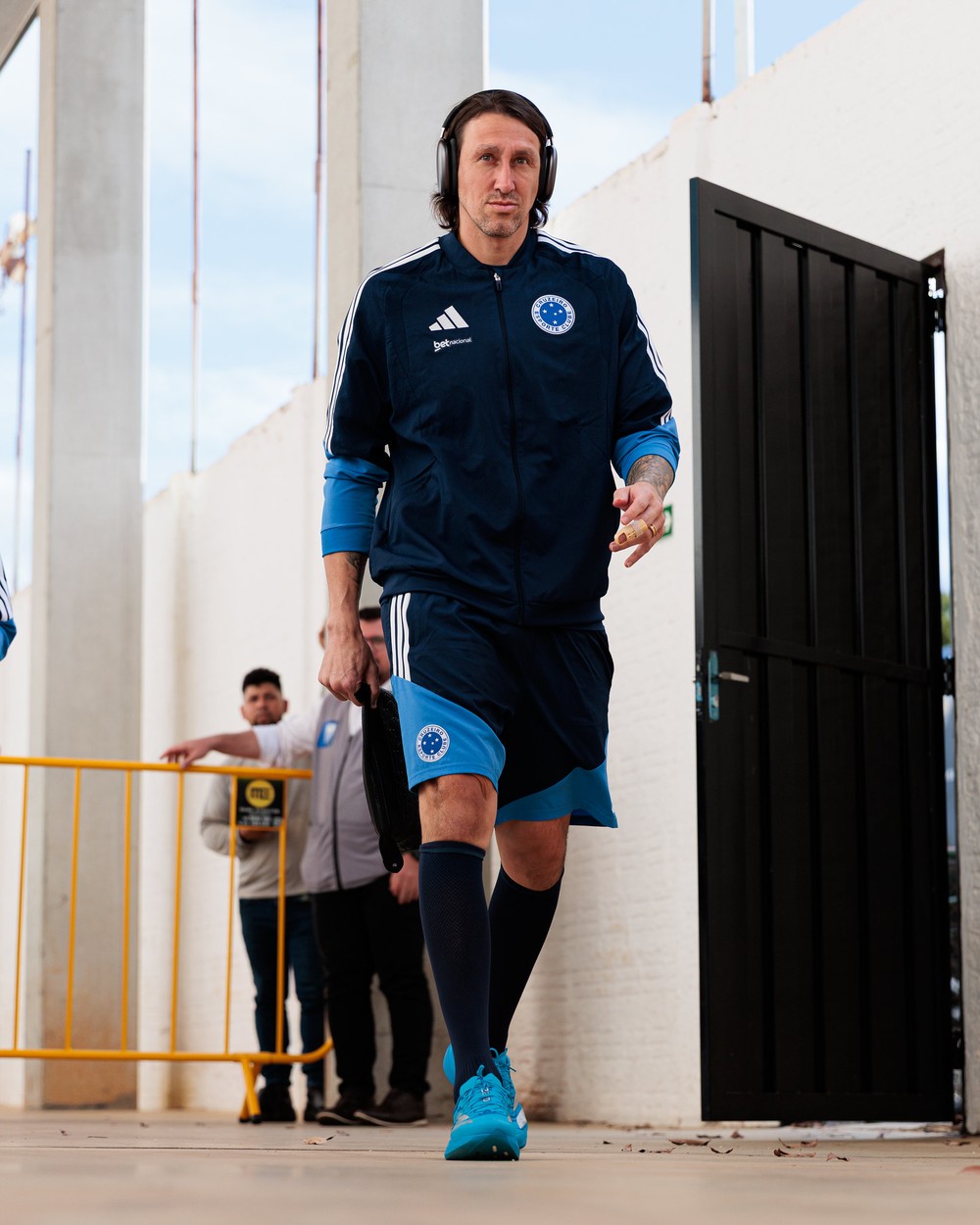 Cássio pede apoio da torcida durante jogos e afirma: “Não é legal ser xingado”