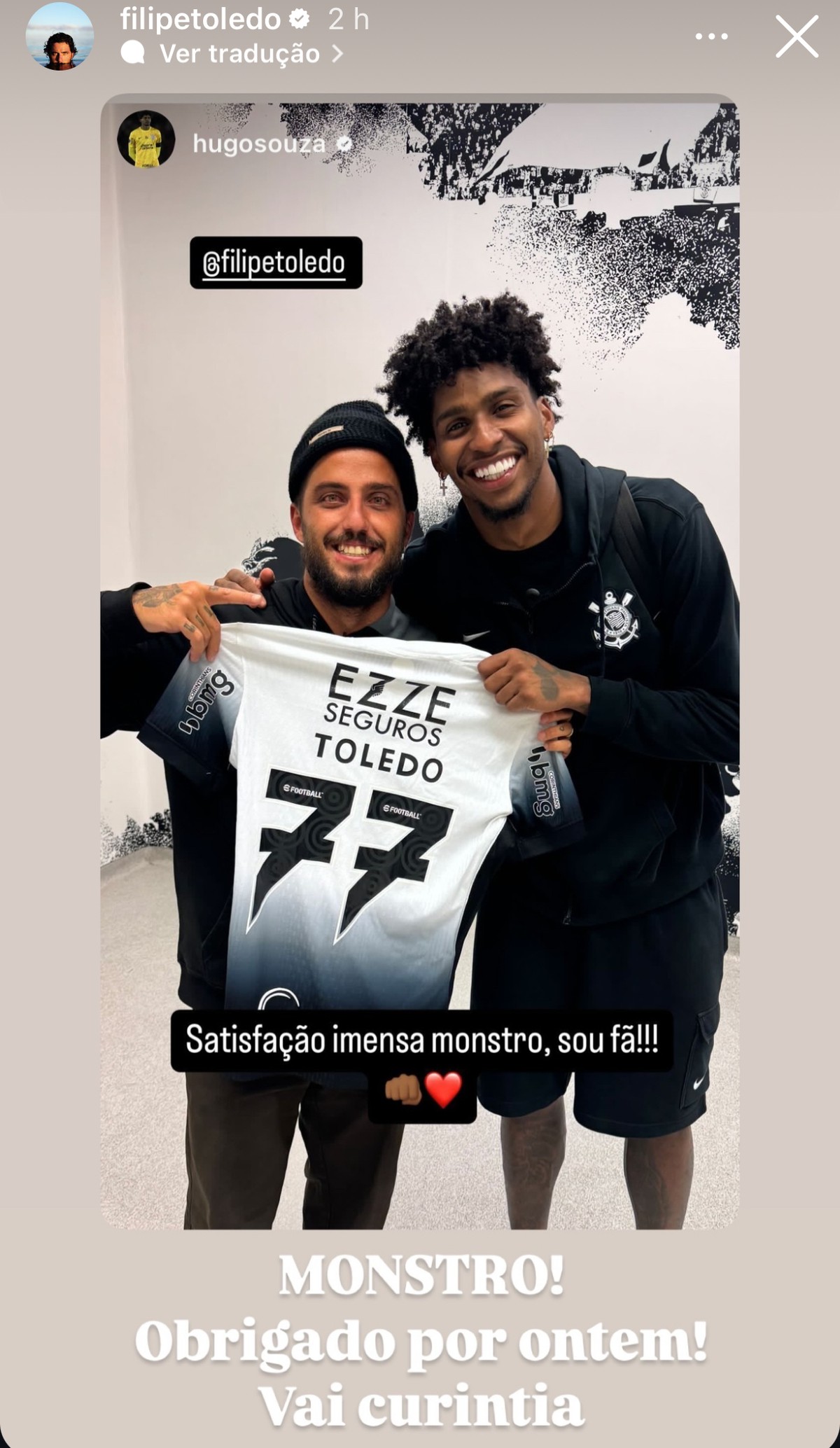 Bicampeão Mundial de Surfe Vê Vitória do Corinthians em Clássico e é Tietado.