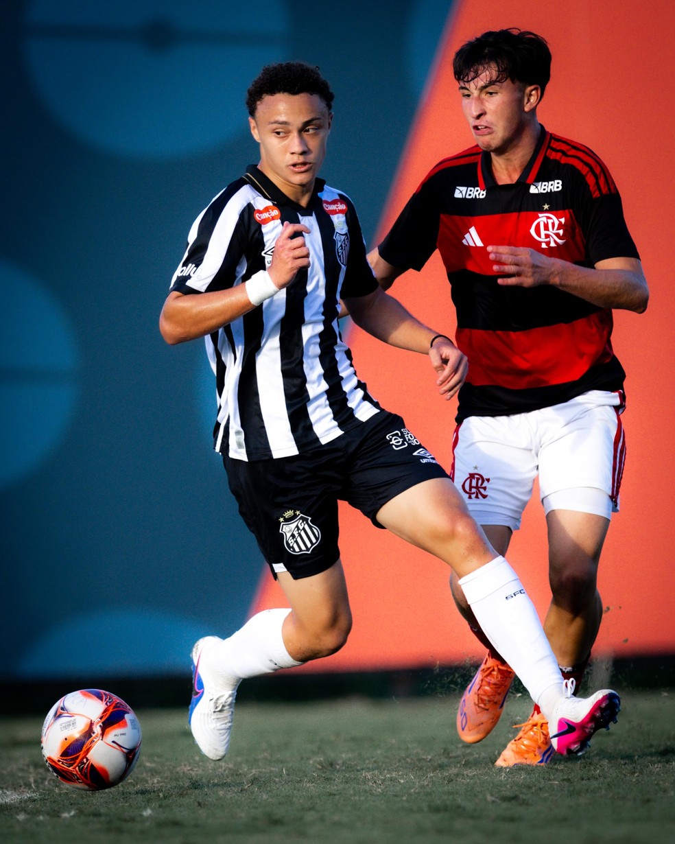Vinicius Rocha na partida contra o Flamengo pelo Brasileiro Sub-17 — Foto: Reprodução