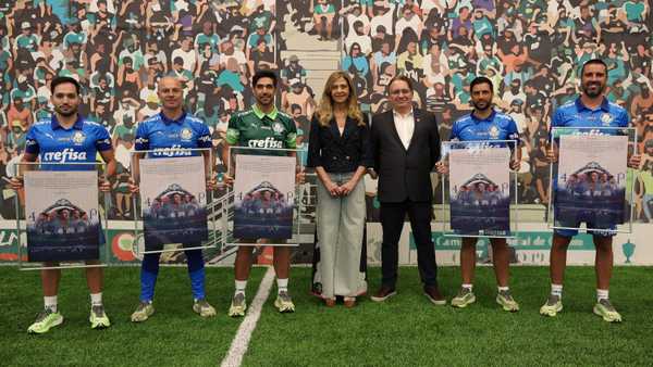 Abel E Auxiliares Recebem Homenagem Do Palmeiras Após Excelente Desempenho