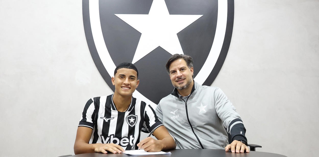 Relacionado para retorno do Brasileiro, Victor Hugo renova com Botafogo e tem multa de R$ 702 milhões