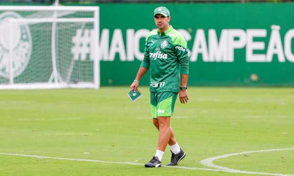 Abel retorna e Palmeiras se prepara para semifinal do Paulista.