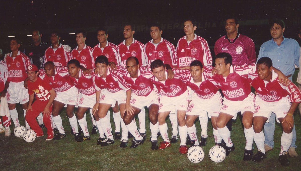 Elenco 1998.  Campeonato nacional, Clube, Esportes