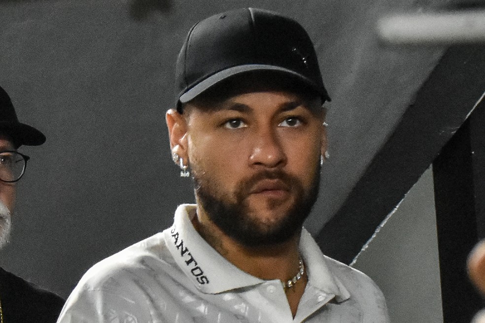 Neymar pode ficar fora do confronto desta quinta-feira — Foto: Jota Erre/AGIF