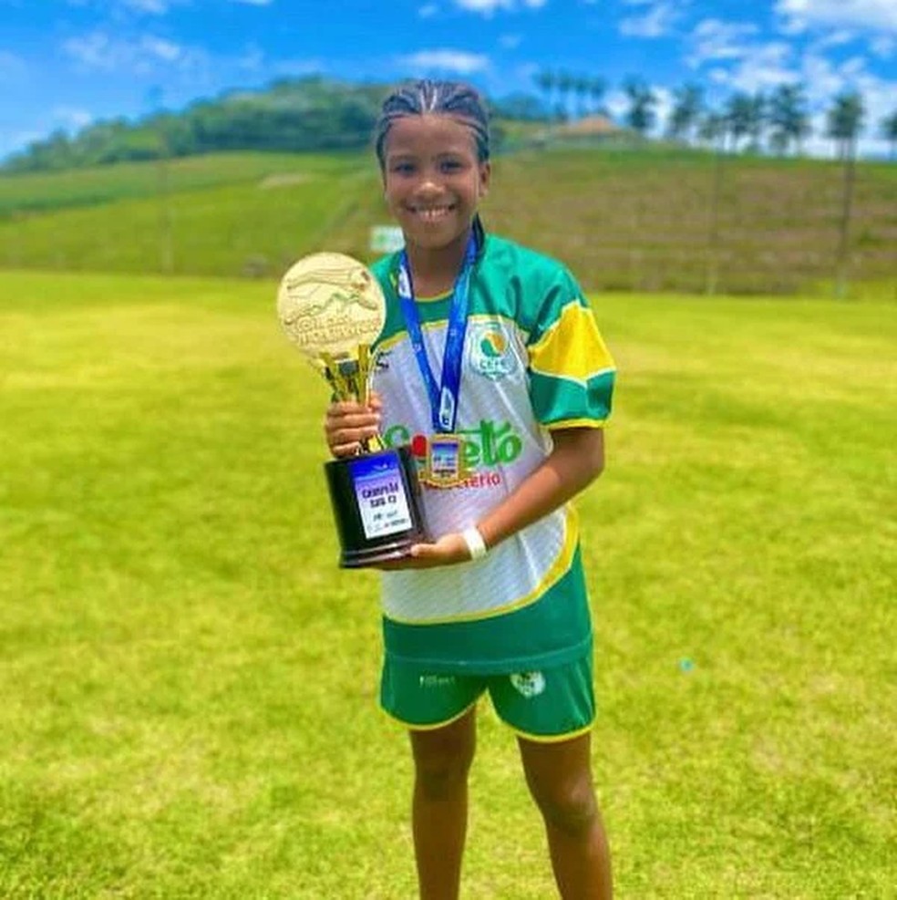Nicoly, jogadora do Cepe — Foto: Arquivo Pessoal