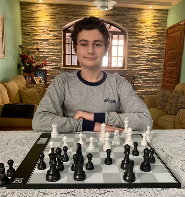 Um jovem, de 20 anos, de Juiz de Fora, está classificado para o Campeonato  Mundial de Xadrez 