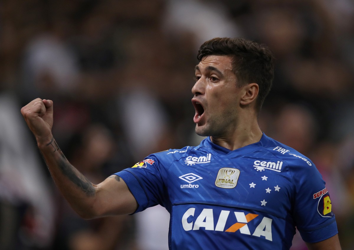 Revelado se Arrascaeta vai jogar contra o Cruzeiro