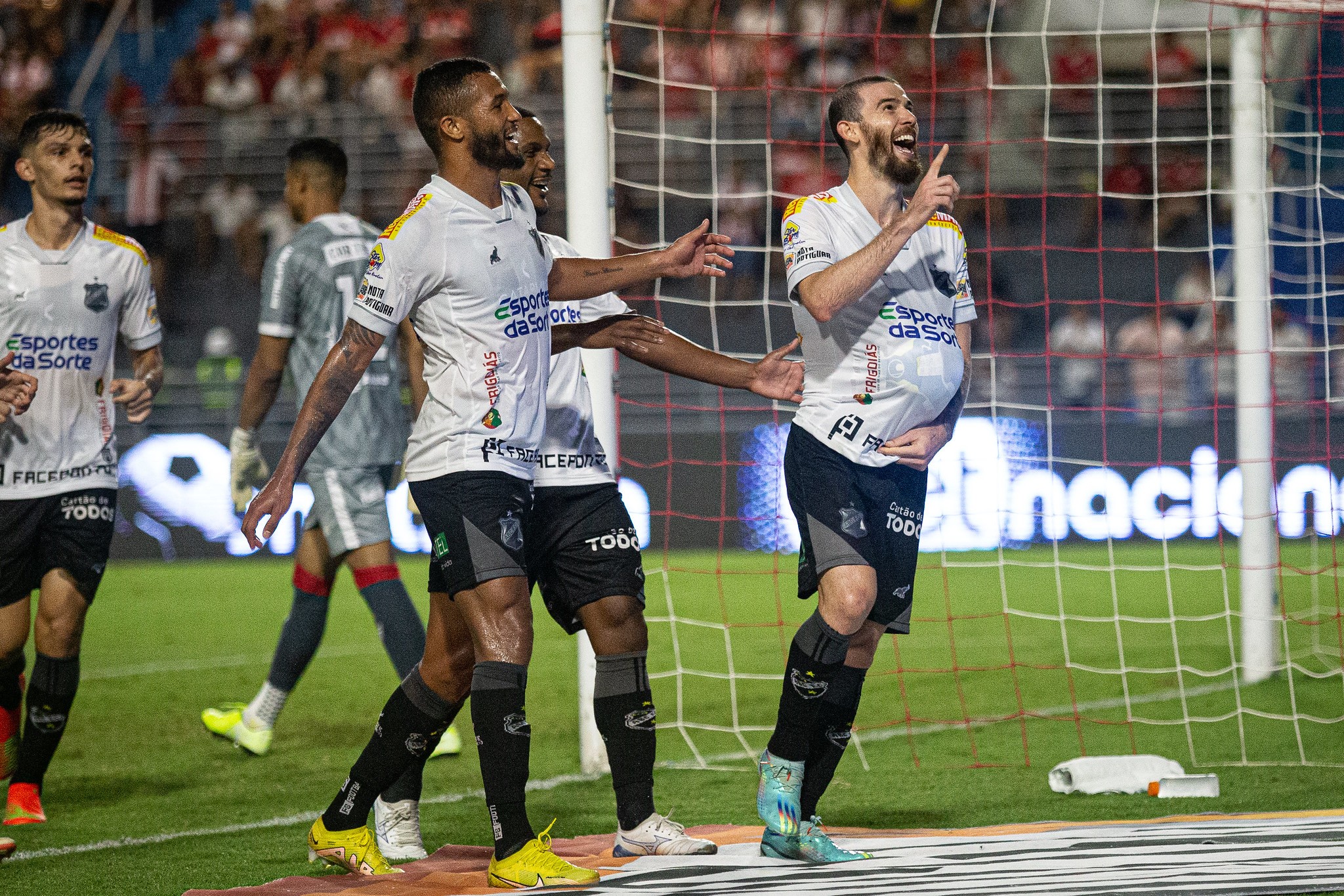 Dieguinho desfalca JEC no jogo de ida das quartas de final da Liga Nacional  de Futsal, futsal