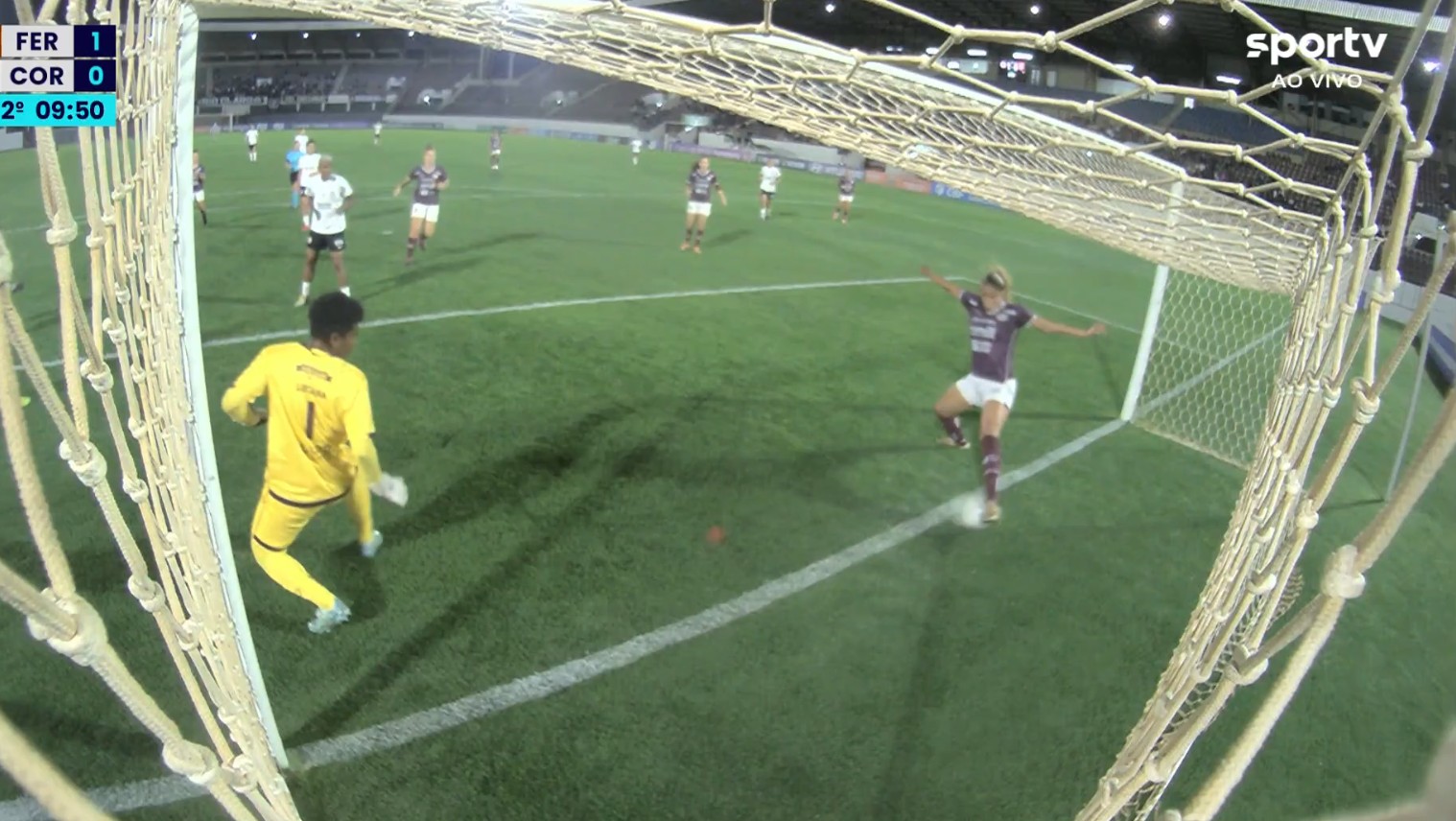 Polêmica na Copa do Brasil Feminina: Corinthians pede gol não marcado