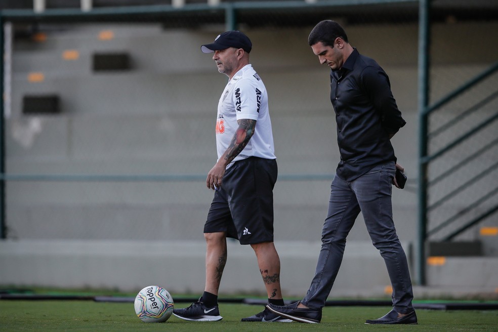 Jorge Sampaoli e Gabriel Andreata — Foto: Bruno Cantini/Atlético-MG 