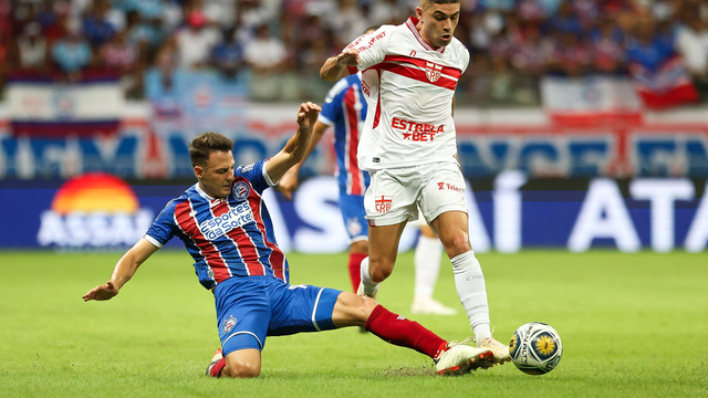 Santiago Arias em Bahia x CRB
