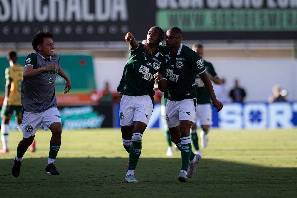 Goiás termina primeiro turno como líder da Série B — Foto: Mateus Dutra/AGIF
