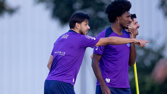 Talles Magno e Romero perdem espaço e têm futuro indefinido