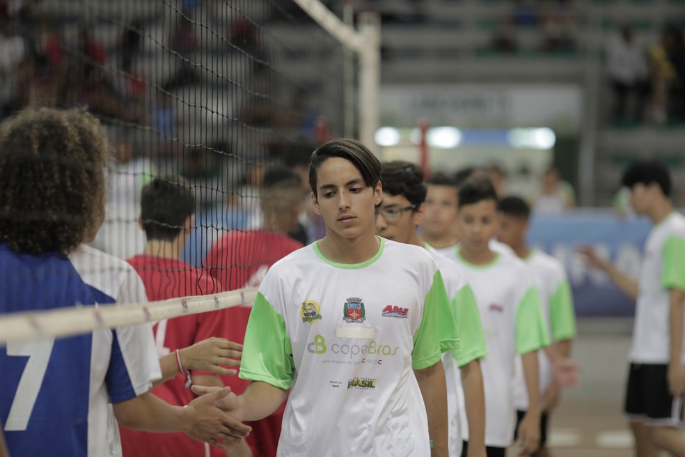 Menos de um quarto dos jogos vai para o tie break na 6ª Copa TV Tribuna de  Vôlei Escolar