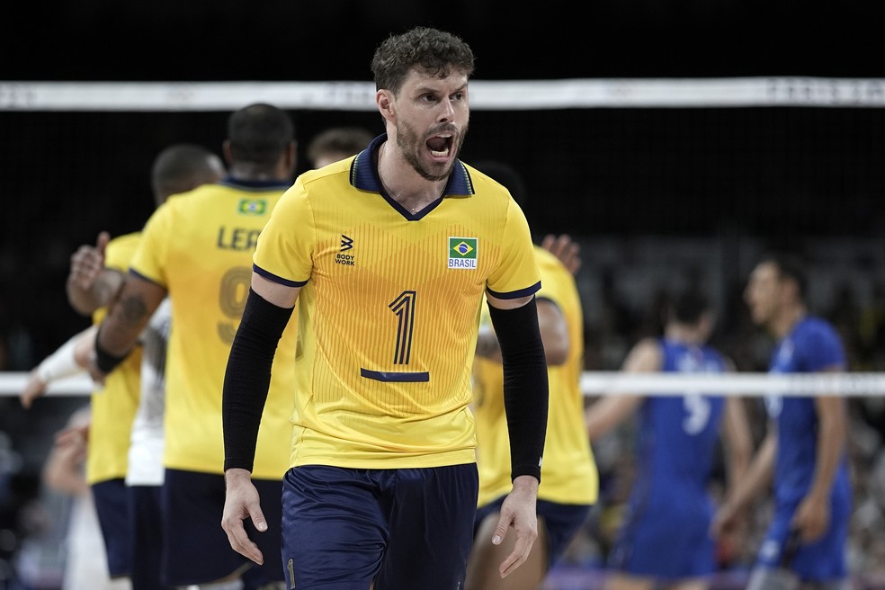 Bruninho em ação pelo Brasil nas Olimpíadas de Paris  — Foto: COB