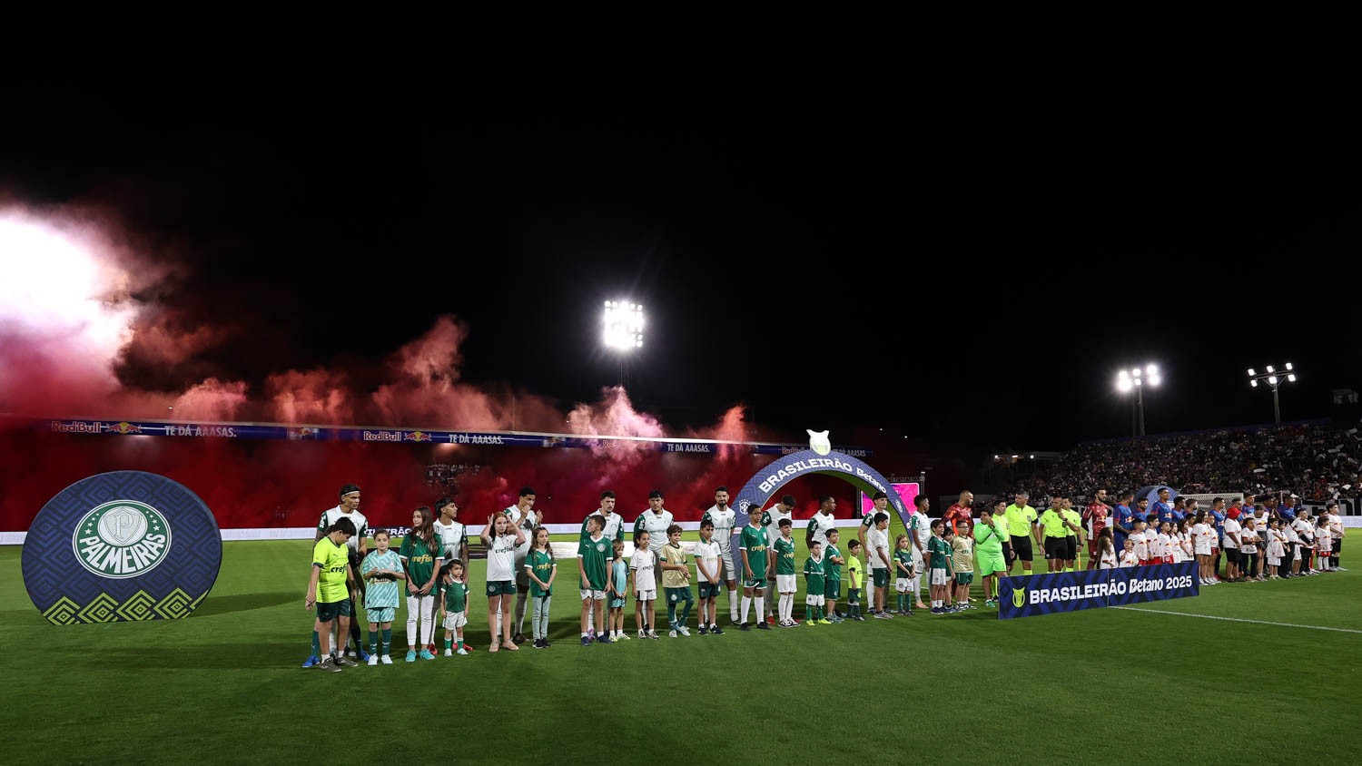 RECORDE IMPRESSIONANTE: Palmeiras não perde fora de casa a mais de 6 meses; Confira