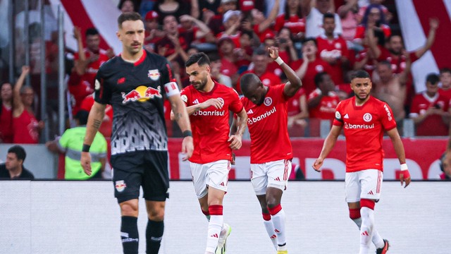 Internacional x Bragantino gol Enner Valência