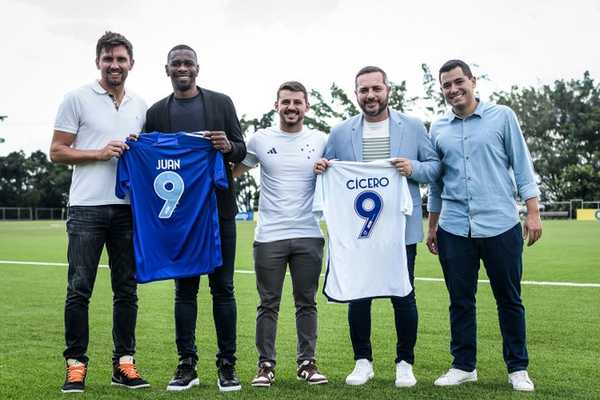 Cruzeiro Recebe Visitantes do Staff da Seleção Brasileira na Toca da Raposa