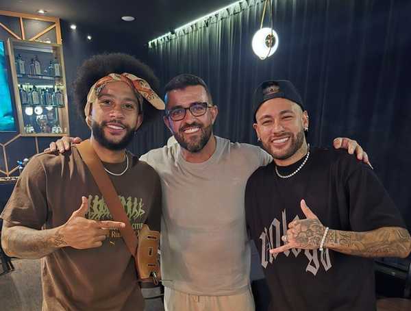 Possível Parceria: Memphis e Neymar no Corinthians? Lenda do poker alimenta especulações