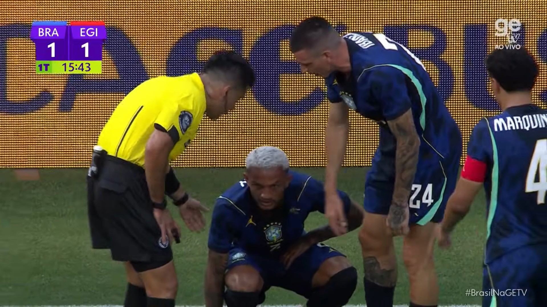 Flamengo oferece apoio a Wesley após corte na seleção brasileira para a Copa do Mundo