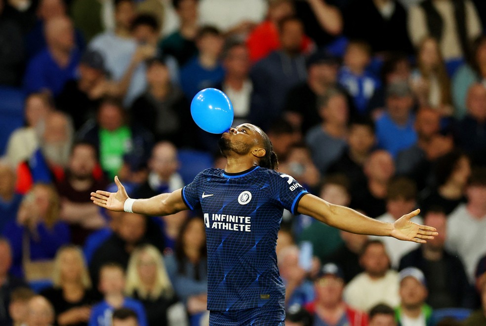Nkunku Brighton x Chelsea — Foto: Toby Melville/Reuters
