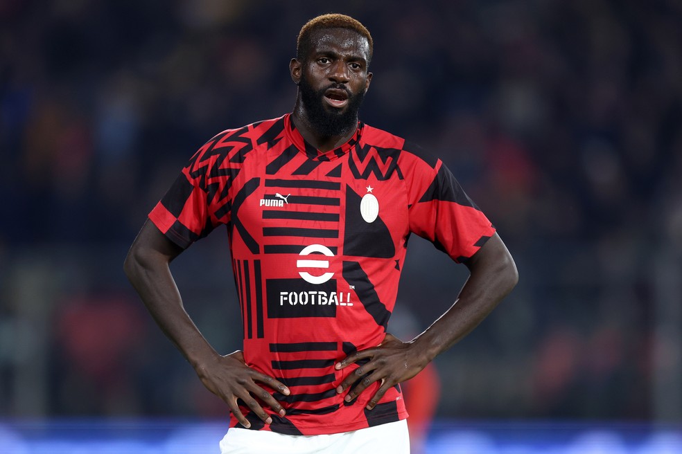 Tiemoue Bakayoko pelo Milan, em 2022 — Foto: Marco Canoniero/LightRocket via Getty Images