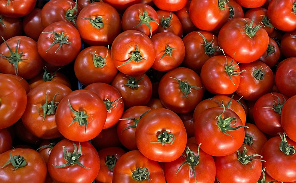 Tomate é um dos alimentos que ajudam a reduzir o risco de desenvolvimento de câncer — Foto: iStock