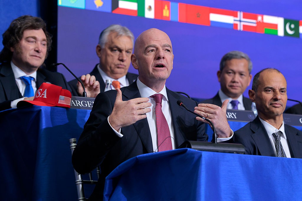 Fifa de olho no México: Violência após morte de El Mencho vira dor de cabeça para Copa 2026