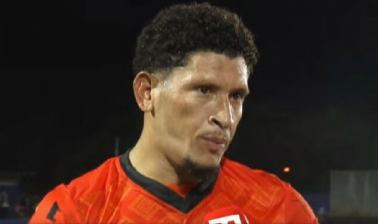 Herói da vitória do Manauara, Clessione dedica gol à avó: "Deus sabe do meu coração"