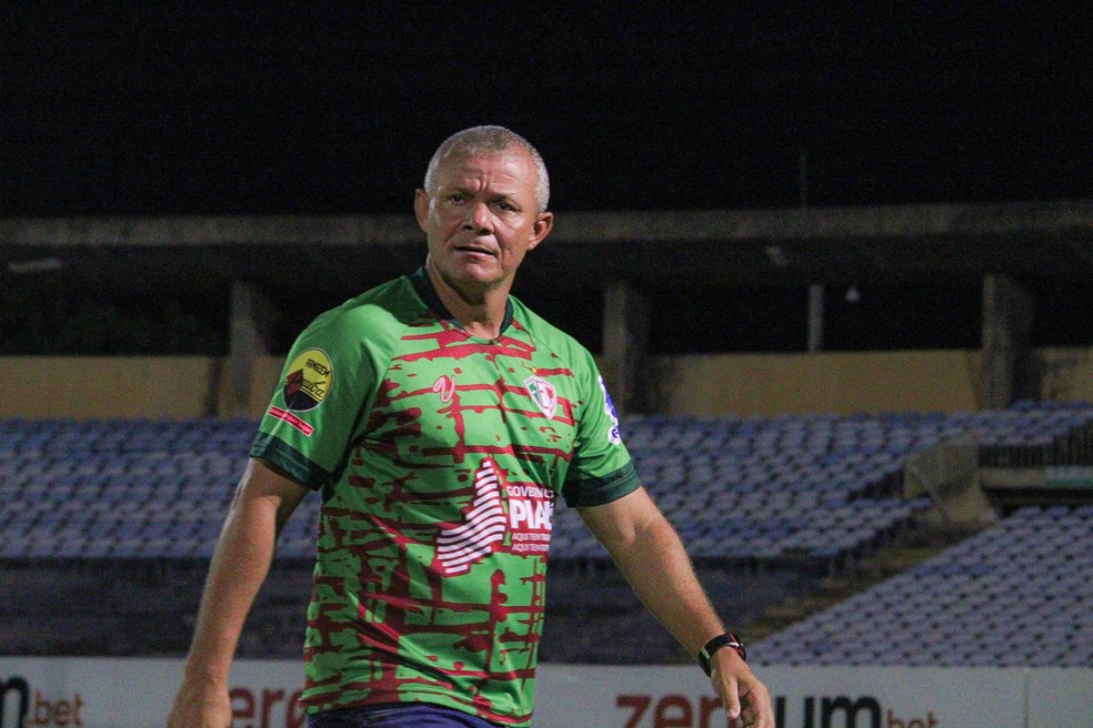Marcinho Guerreiro no comando de equipe